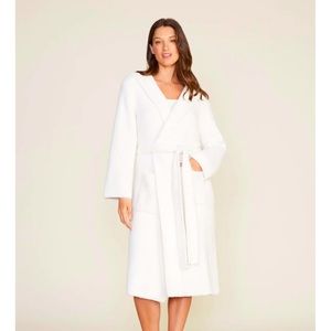Brand Barefoot Dreams.  Cozy Chic Ribbed Hooded Robe